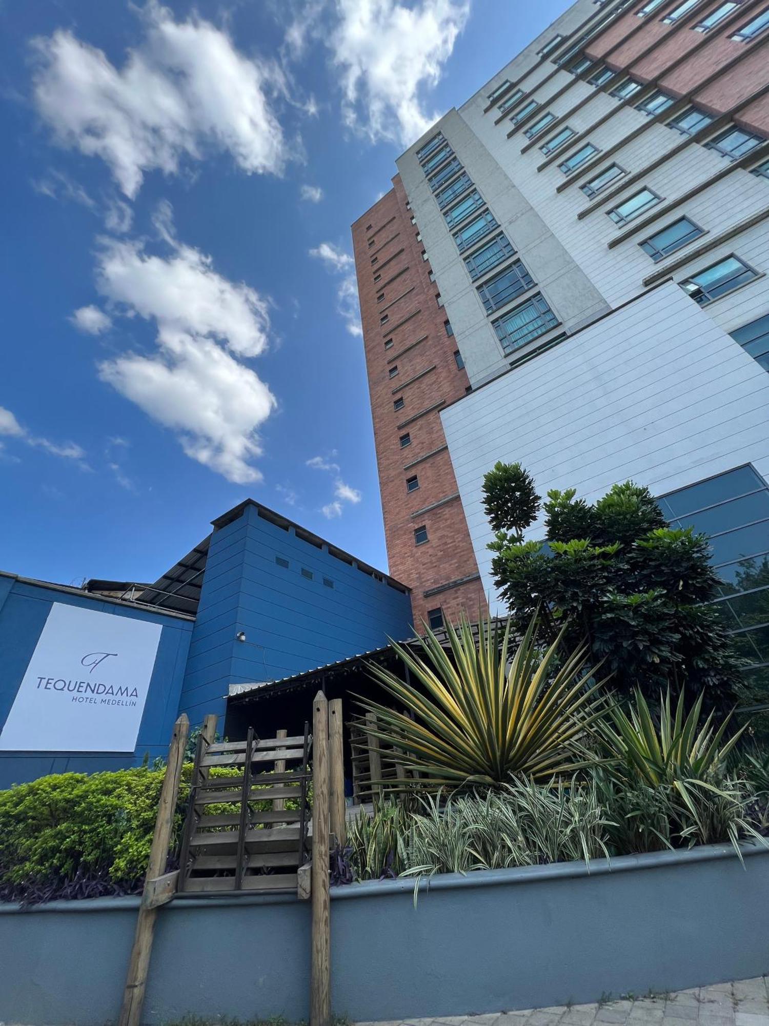 Tequendama Hotel Medellin - Estadio Exterior foto
